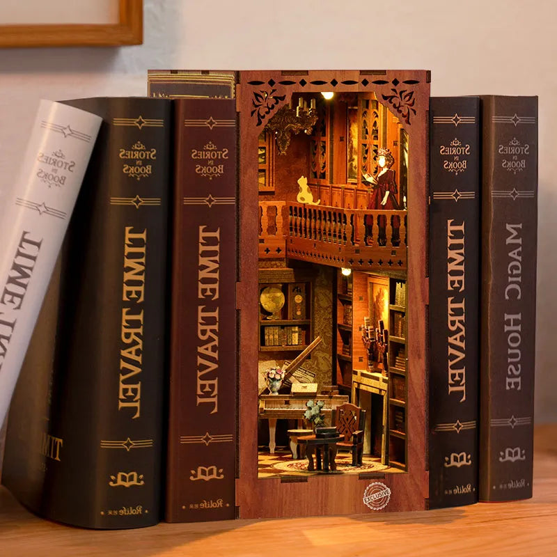 Grimm Building Book Nook™