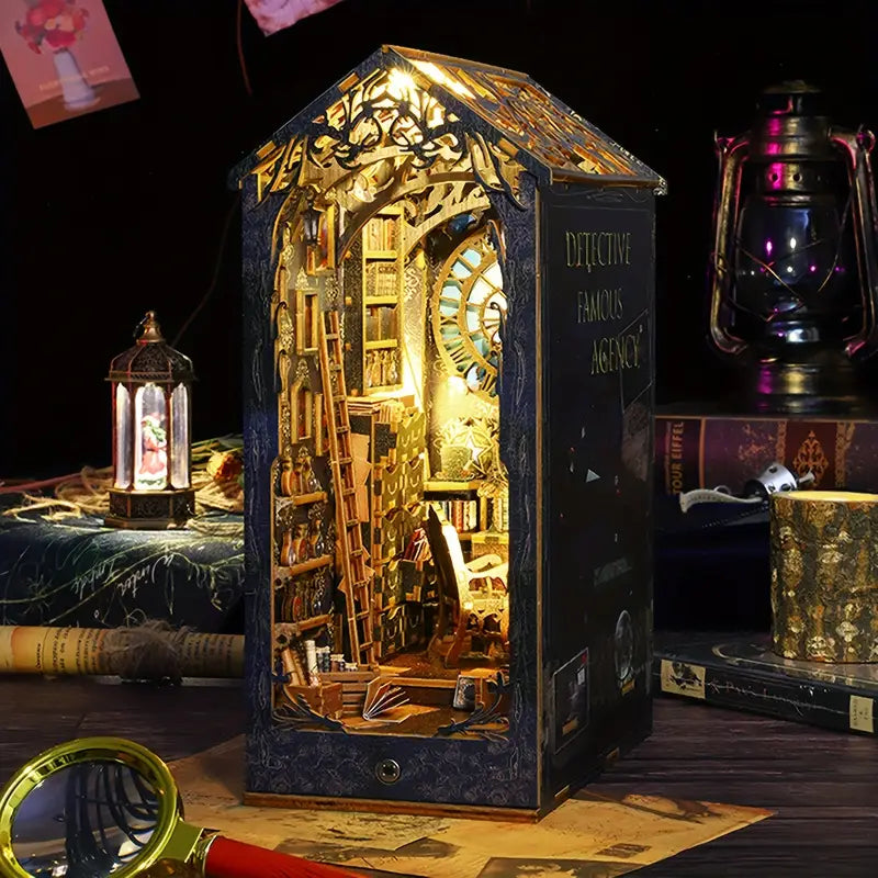 Detective Book Nook™