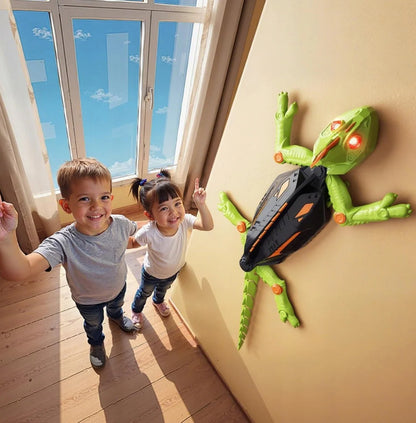 Climbing Gecko™