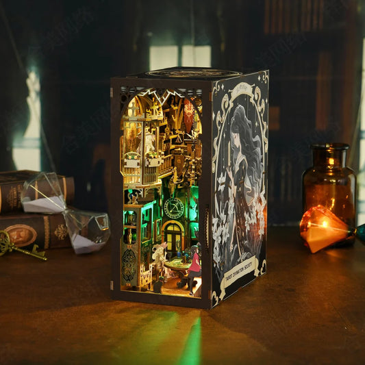 Classic Wooden Puzzle Bookend™